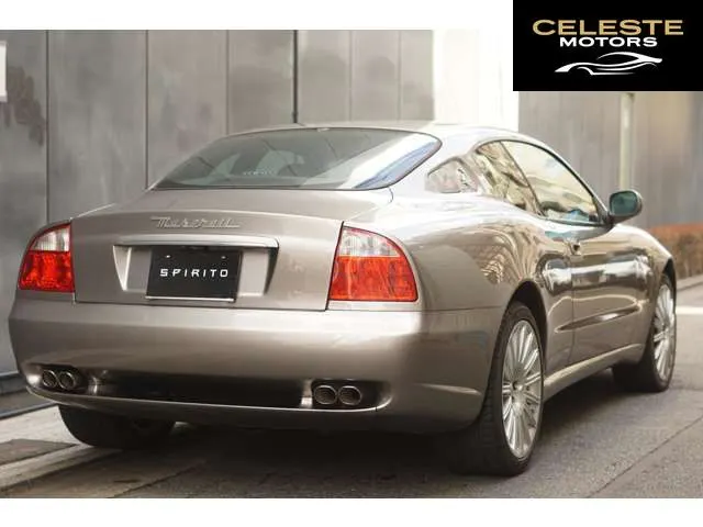 MASERATI Coupé 2004 — photo 4 sur 8