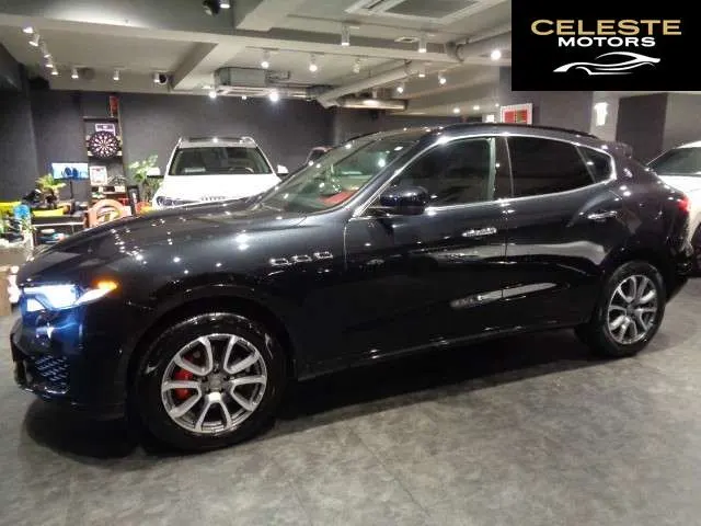 MASERATI Levante 2017 — photo 3 sur 8
