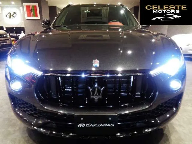 MASERATI Levante 2017 — photo 5 sur 8