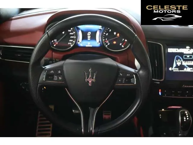 MASERATI Levante 2017 — photo 8 sur 8