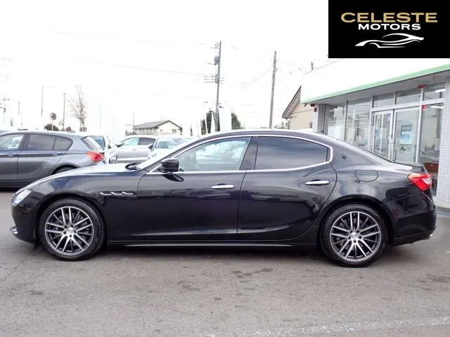 MASERATI Ghibli 2015 — photo 8 sur 8