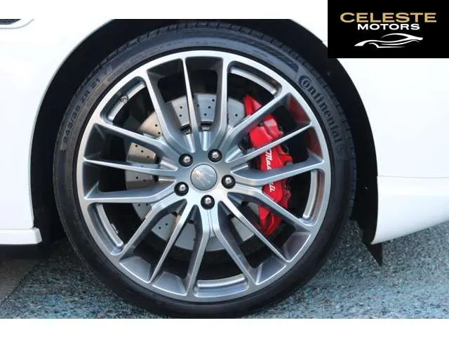 MASERATI Quattroporte 2013 — photo 4 sur 8