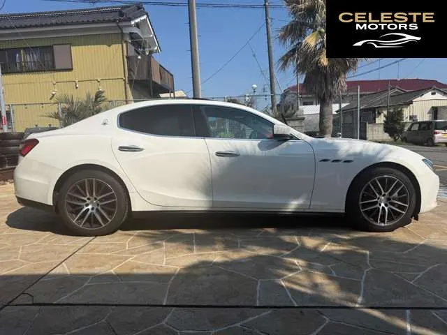 MASERATI Ghibli 2014 — photo 4 sur 8