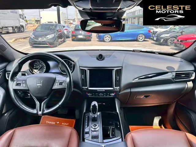 MASERATI Levante 2017 — photo 3 sur 8