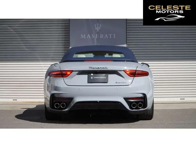MASERATI GranCabrio 2024 — photo 3 sur 8