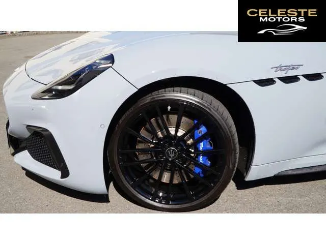 MASERATI GranCabrio 2024 — photo 6 sur 8