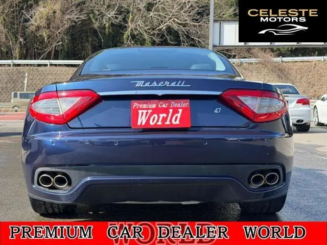 MASERATI GranTurismo 2010 — photo 1 sur 8