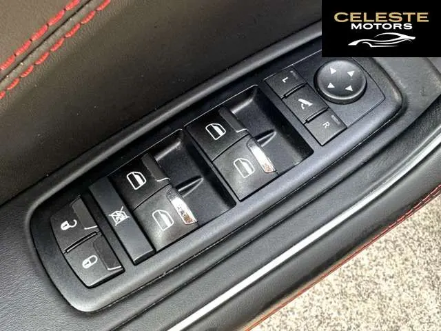 MASERATI Levante 2017 — photo 6 sur 8