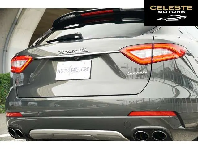 MASERATI Levante 2017 — photo 5 sur 8