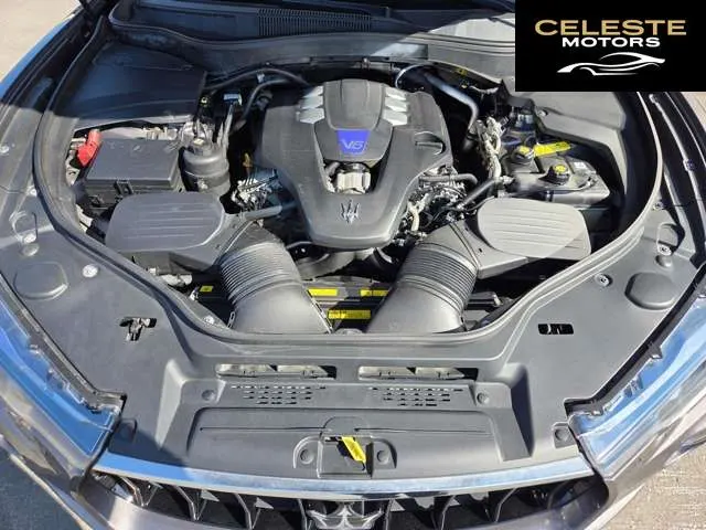 MASERATI Levante 2016 — photo 4 sur 8