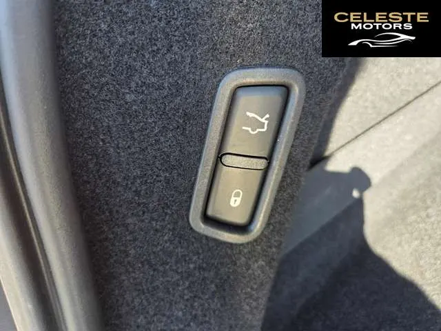 MASERATI Levante 2016 — photo 7 sur 8
