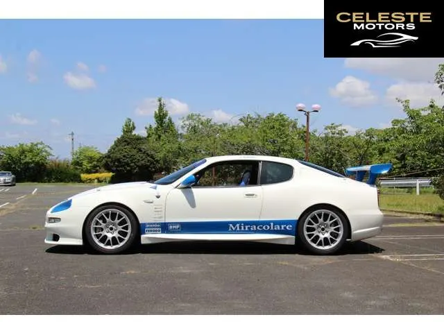 MASERATI Coupé 2003 — photo 3 sur 8