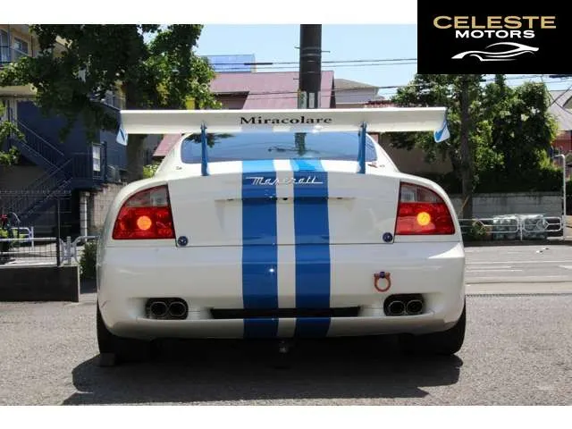 MASERATI Coupé 2003 — photo 4 sur 8
