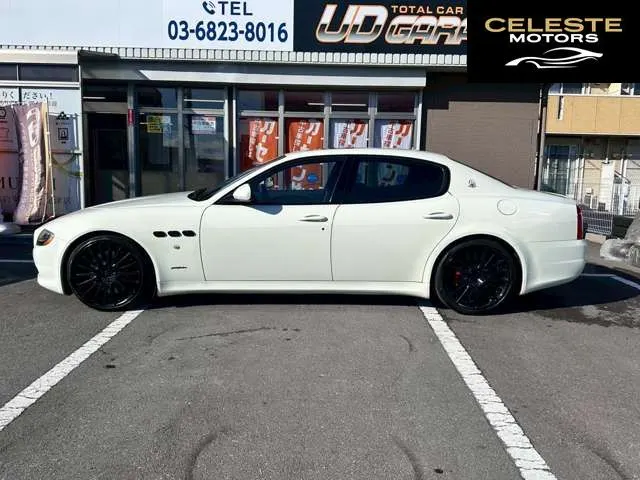 MASERATI Quattroporte 2011 — photo 6 sur 8