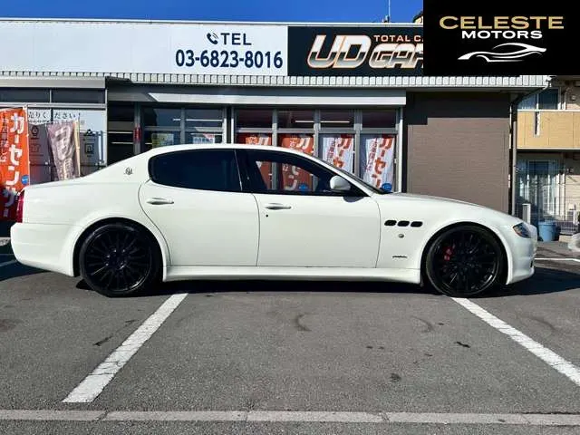 MASERATI Quattroporte 2011 — photo 7 sur 8