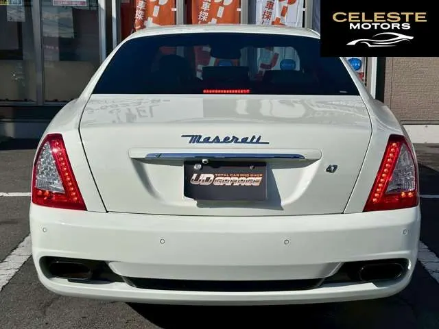 MASERATI Quattroporte 2011 — photo 8 sur 8