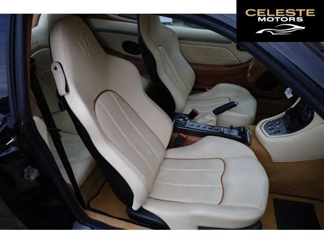 MASERATI Coupé 2005 — photo 5 sur 8