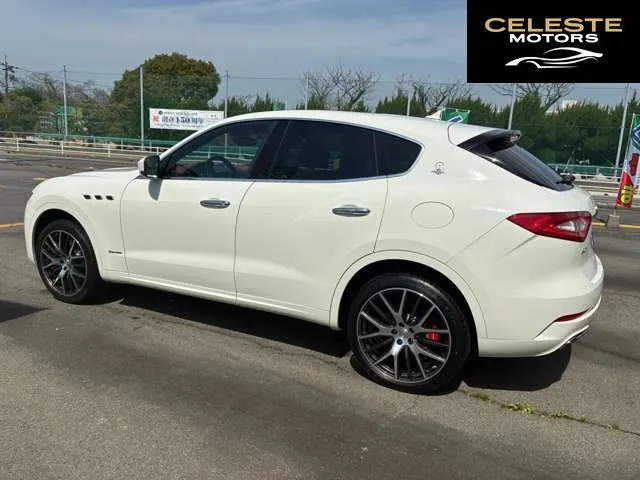 MASERATI Levante 2016 — photo 4 sur 8