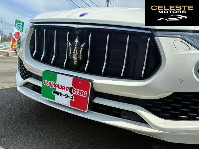 MASERATI Levante 2016 — photo 6 sur 8