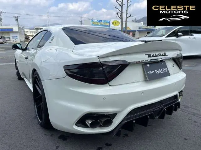 MASERATI GranTurismo 2010 — photo 6 sur 8