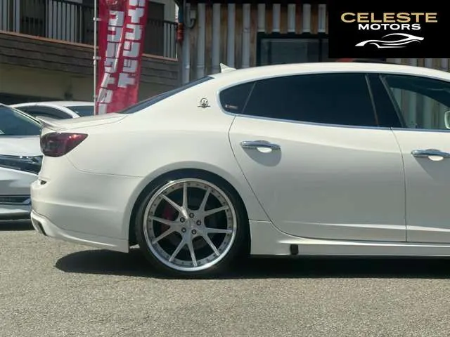 MASERATI Quattroporte 2014 — photo 4 sur 8