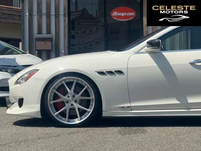MASERATI Quattroporte 2014 — photo 6 sur 8