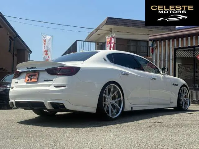 MASERATI Quattroporte 2014 — photo 8 sur 8