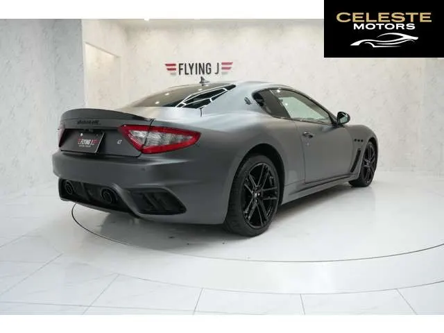 MASERATI GranTurismo 2020 — photo 2 sur 8