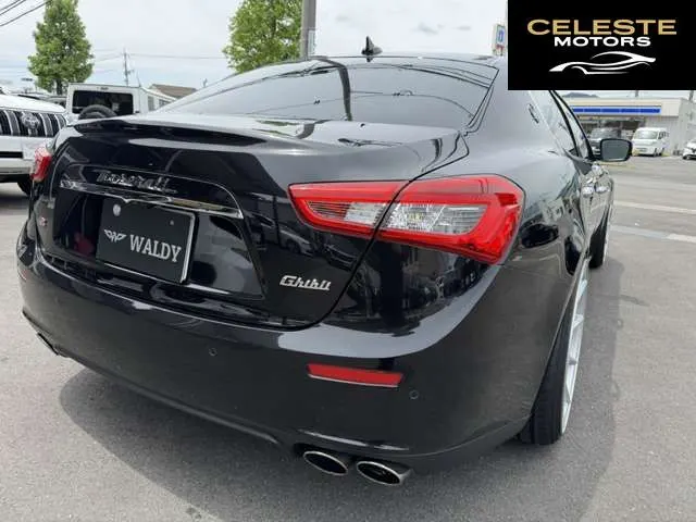MASERATI Ghibli 2016 — photo 2 sur 8