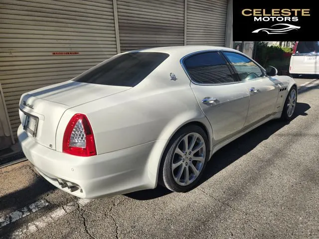 MASERATI Quattroporte 2008 — photo 3 sur 8