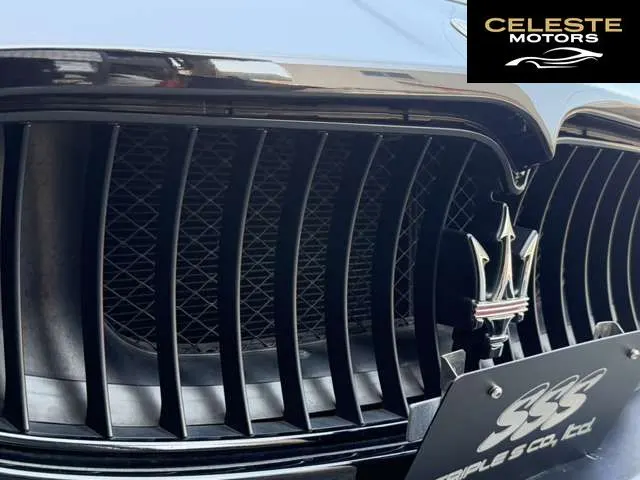 MASERATI GranTurismo 2009 — photo 2 sur 8