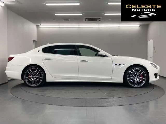 MASERATI Quattroporte 2025 — photo 4 sur 8