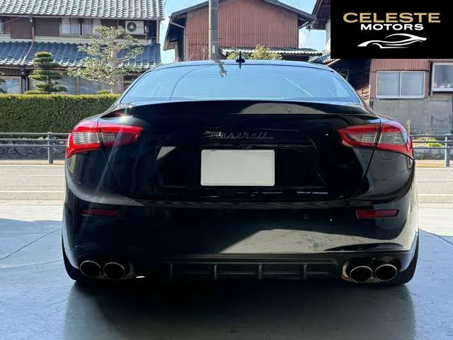 MASERATI Ghibli 2015 — photo 2 sur 8