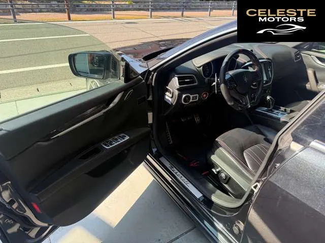 MASERATI Ghibli 2015 — photo 5 sur 8