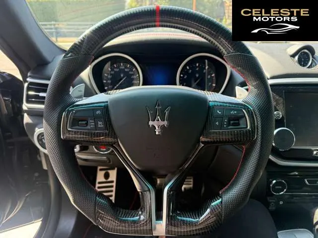 MASERATI Ghibli 2015 — photo 8 sur 8