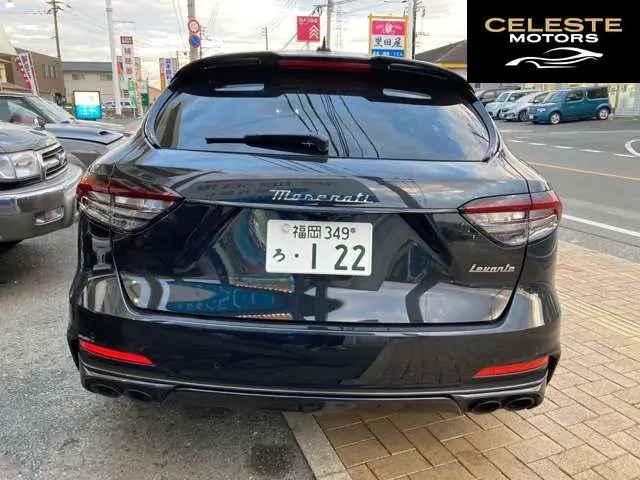MASERATI Levante 2024 — photo 5 sur 8