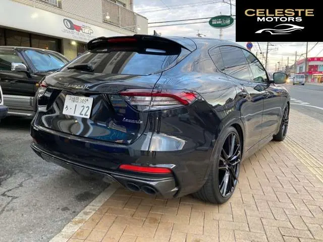 MASERATI Levante 2024 — photo 6 sur 8