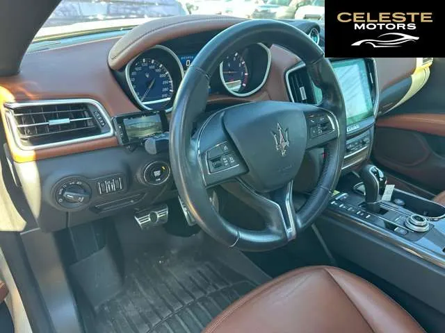 MASERATI Ghibli 2017 — photo 6 sur 8