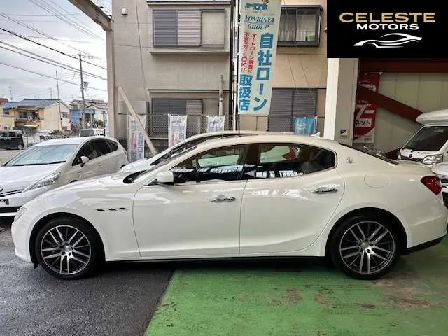 MASERATI Ghibli 2014 — photo 6 sur 8