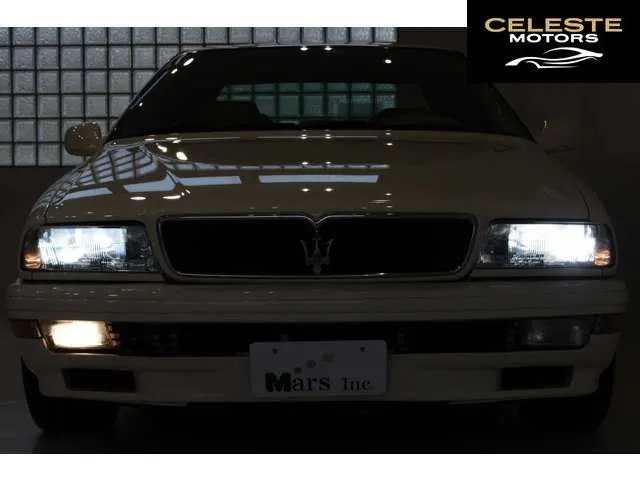 MASERATI Quattroporte 2002 — photo 2 sur 8