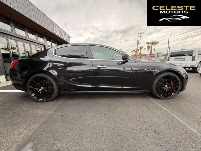 MASERATI Ghibli 2015 — photo 4 sur 8