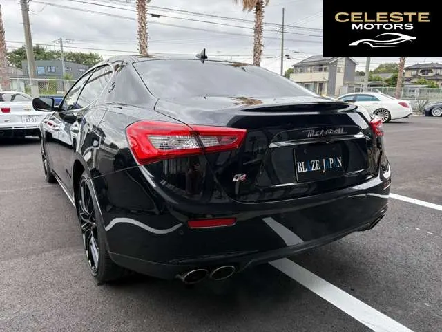 MASERATI Ghibli 2015 — photo 7 sur 8