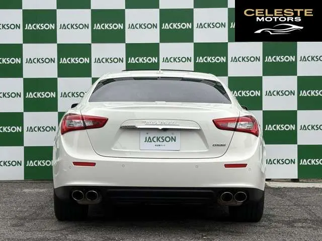 MASERATI Ghibli 2014 — photo 3 sur 8