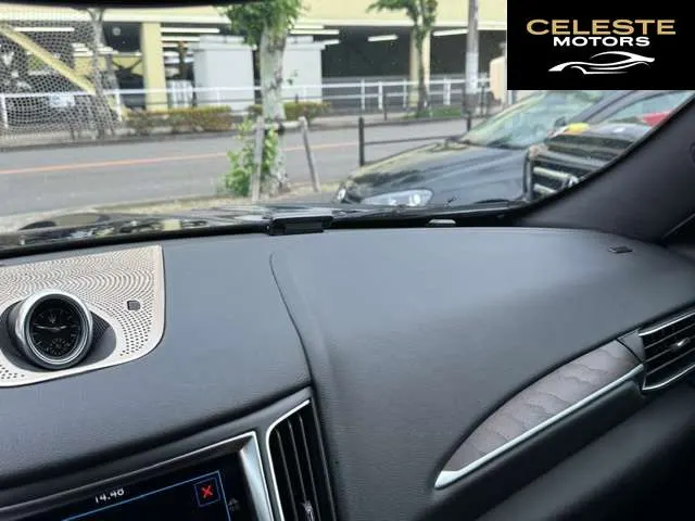 MASERATI Levante 2017 — photo 7 sur 8