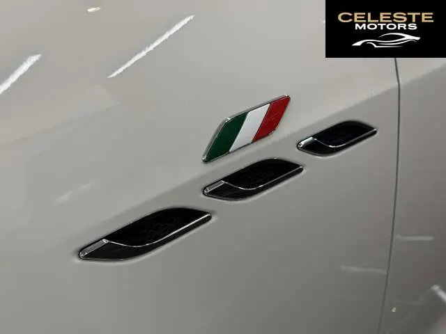 MASERATI Ghibli 2015 — photo 7 sur 8