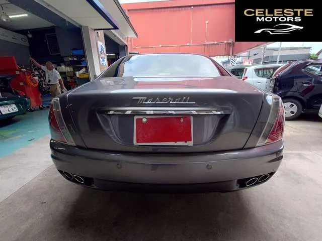MASERATI Quattroporte 2004 — photo 2 sur 8