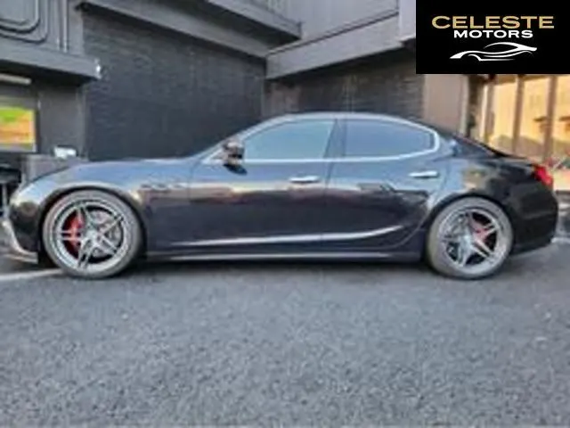MASERATI Ghibli 2015 — photo 2 sur 8