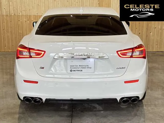 MASERATI Ghibli 2015 — photo 4 sur 8