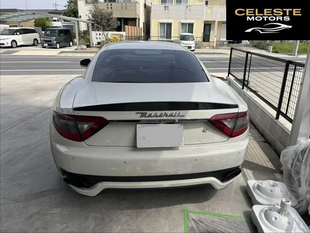 MASERATI GranTurismo 2015 — photo 2 sur 8