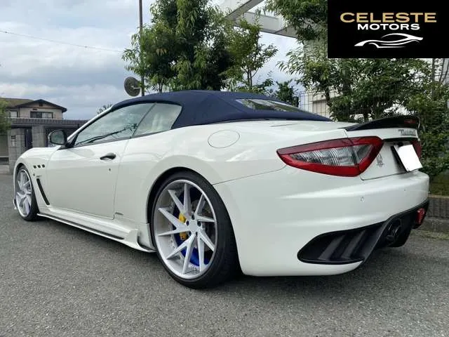 MASERATI GranCabrio 2016 — photo 6 sur 8